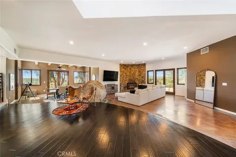 40101 Avenida La Cresta, Murrieta, CA 92562 - MLS#: SW24079323