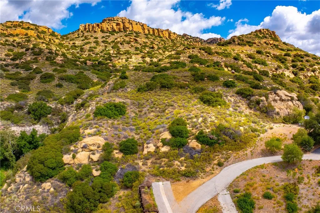 Additional image 2 of 200 Amigo Road, Chatsworth, CA 91311