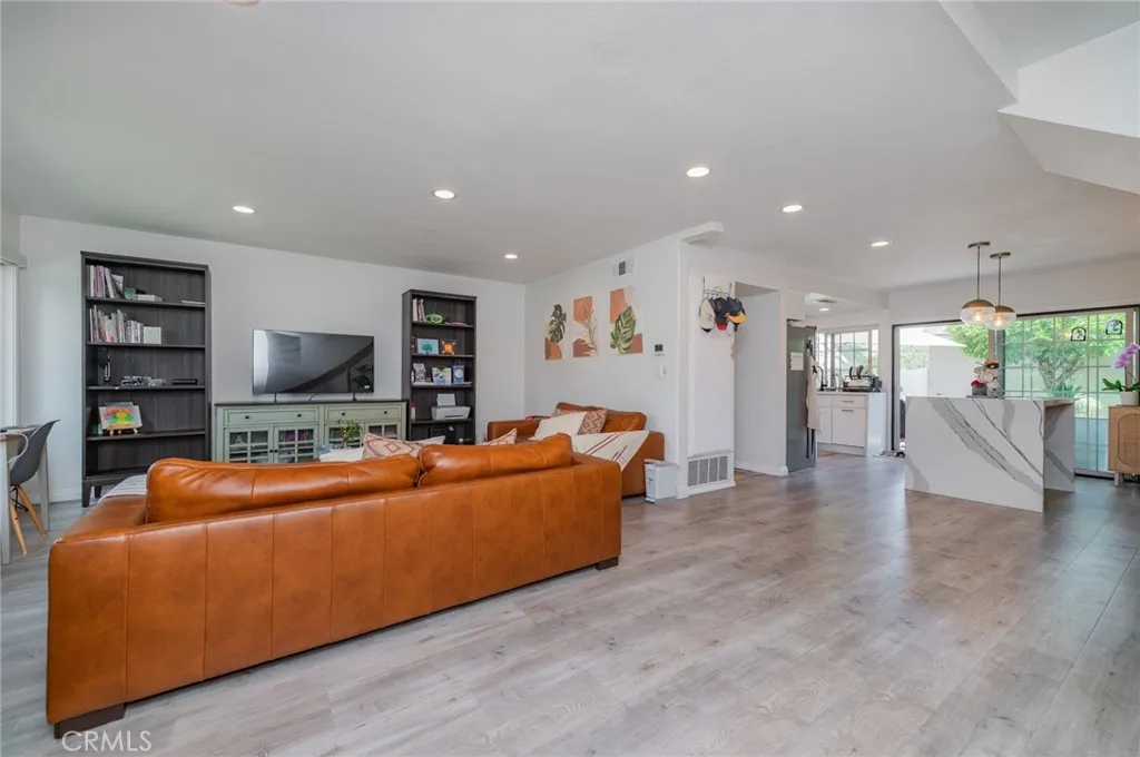 Additional image 21 of 8 Deodar, Irvine, CA 92604