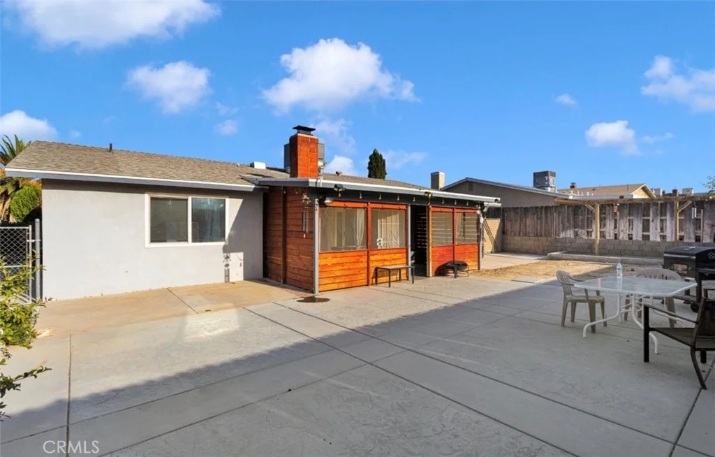 830 Cholla Dr, Barstow, CA 92311