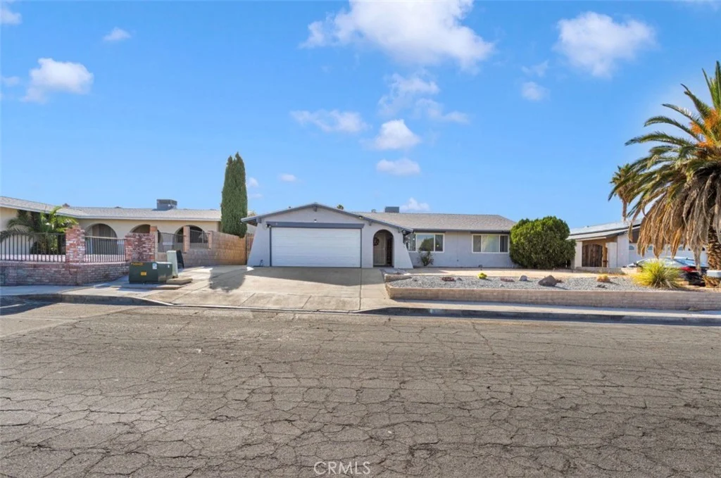 830 Cholla Dr, Barstow, CA 92311 photo 3