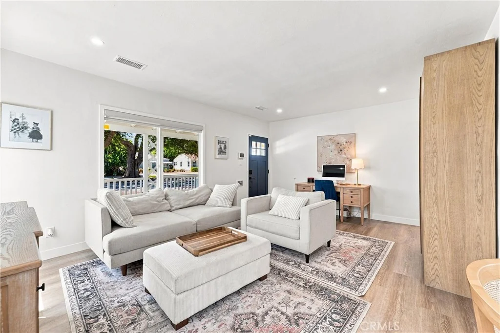 2870 Daisy Ave, Long Beach, CA 90806 photo 5