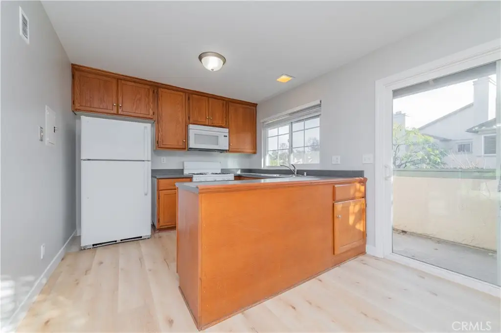 Additional image 9 of 6 Exeter Unit 16, Irvine, CA 92612
