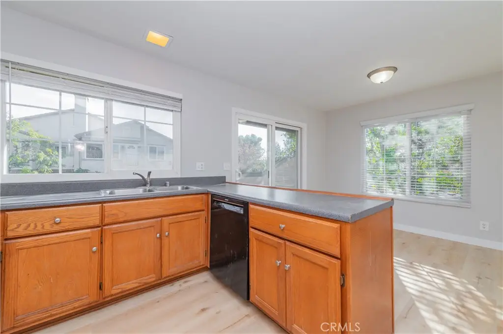 Additional image 12 of 6 Exeter Unit 16, Irvine, CA 92612