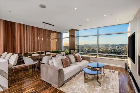 900 W Olympic Boulevard Unit 38D, Los Angeles, CA 90015 - MLS#: PW24048138