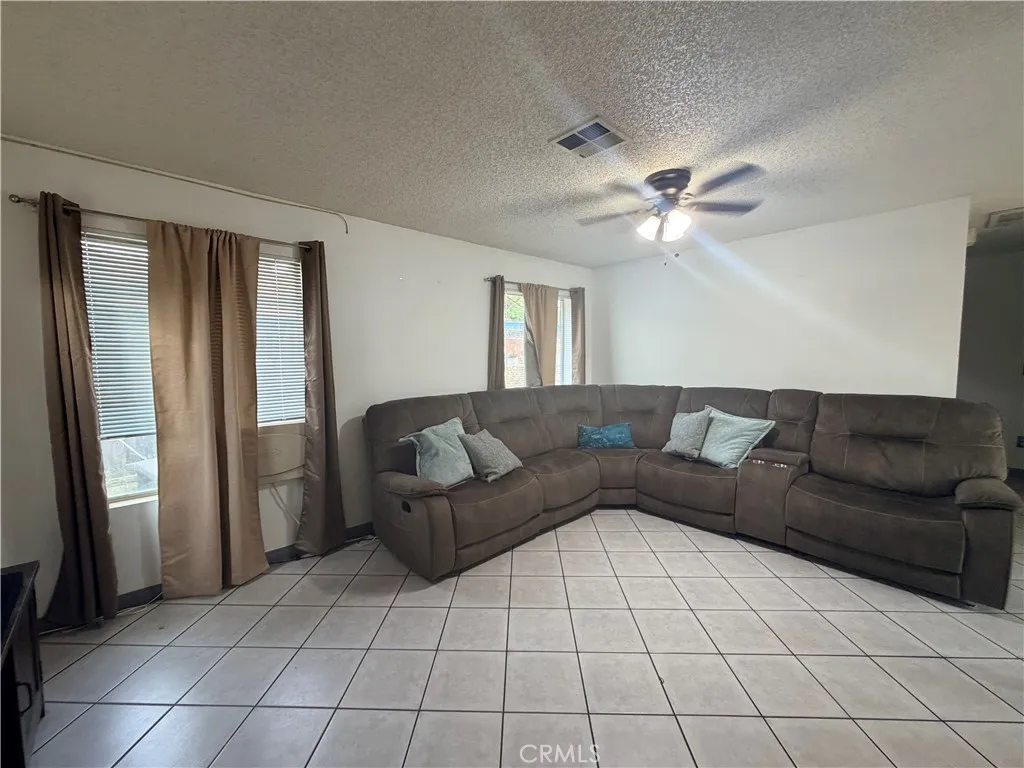 Additional image 17 of 715 Crane Street, Bakersfield, CA 93306