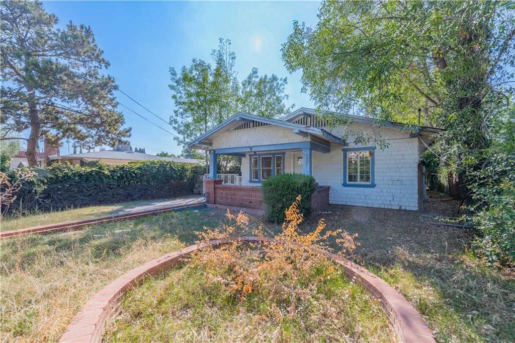 93 N Craig Avenue, Pasadena, CA 91107