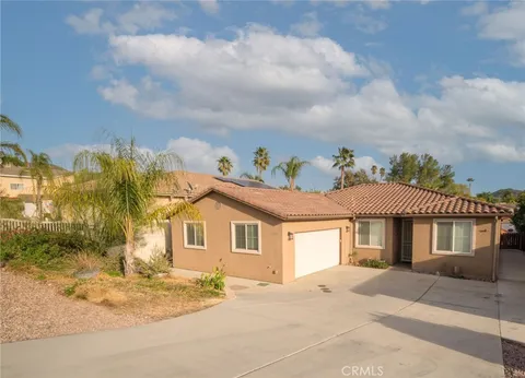 29728 Vacation Drive, Canyon Lake, CA MLS: SW25041041