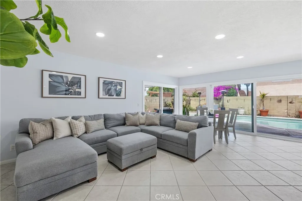 Additional image 21 of 4395 Avenida Carmel, Cypress, CA 90630