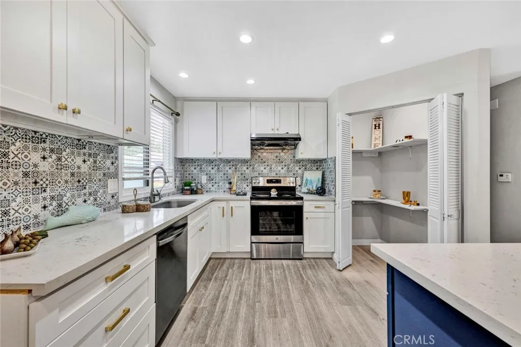 Additional image 13 of 5200 Irvine Boulevard Unit 286, Irvine, CA 92620