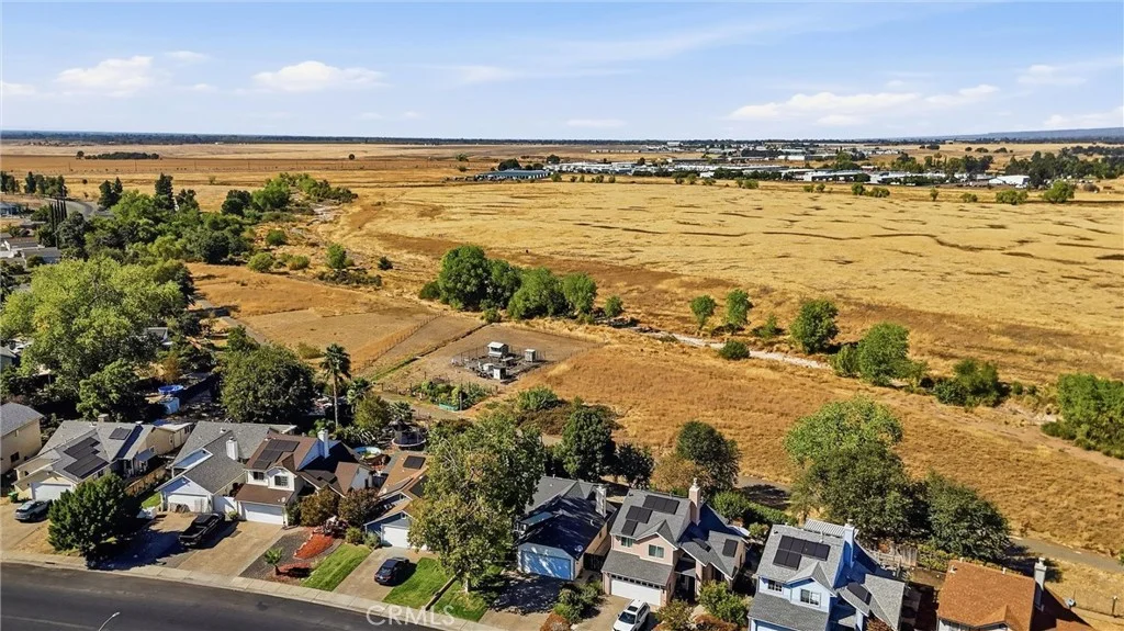 1618 E Lassen Ave, Chico, CA 95973