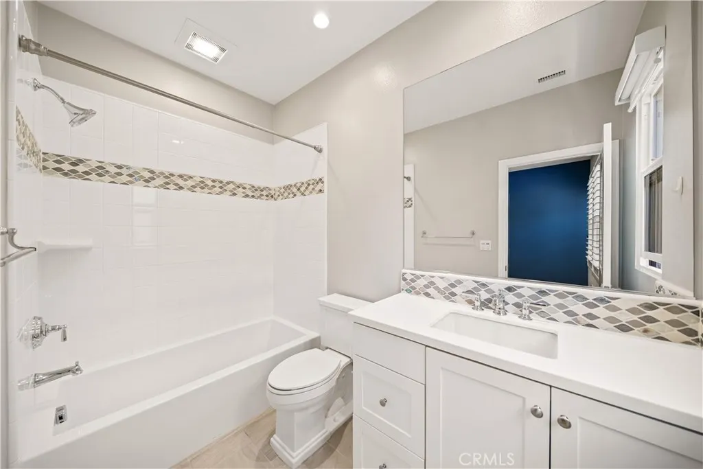 Additional image 136 of 100 Pumpkin, Irvine, CA 92620