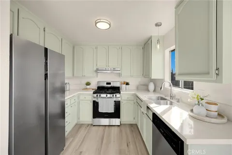 7327 Exeter Street Unit 104, Paramount, CA MLS: CV25031789