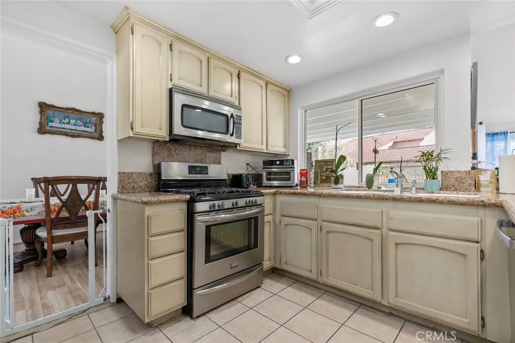 Additional image 69 of 23814 Sarda Road, Valencia, CA 91355