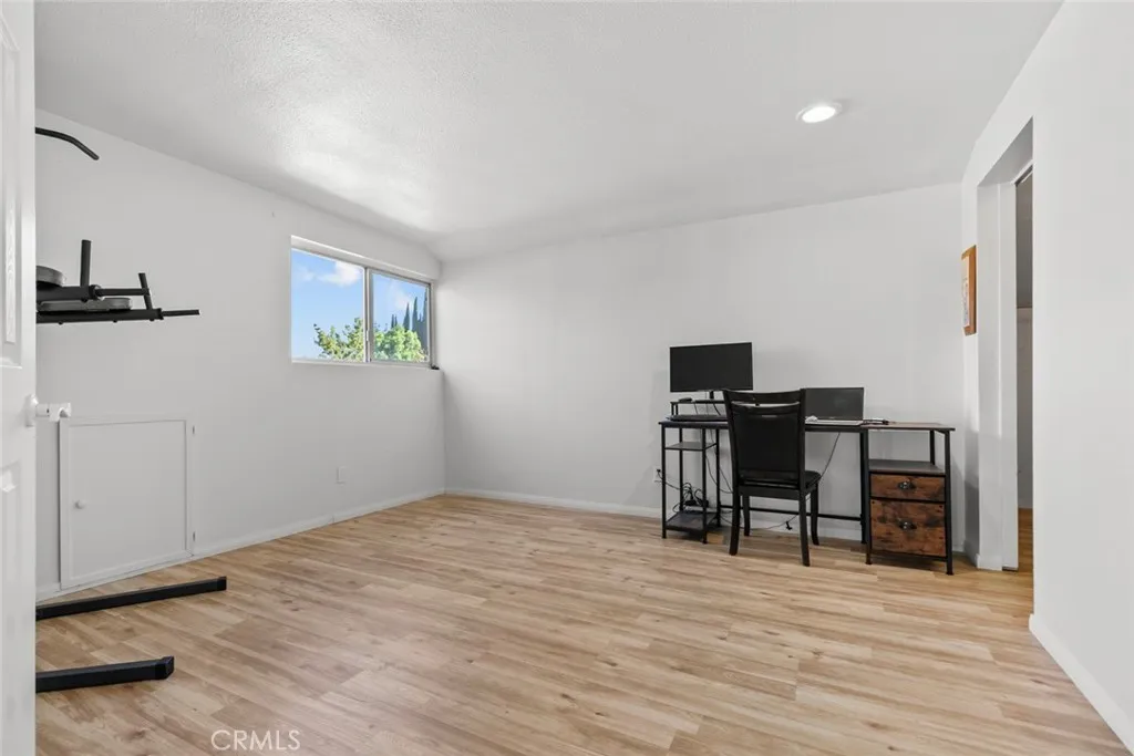 Additional image 31 of 23814 Sarda Road, Valencia, CA 91355