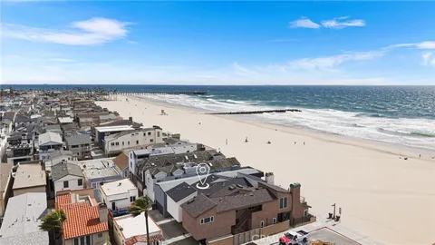 3012 W Oceanfront, Newport Beach, CA MLS: OC25077196
