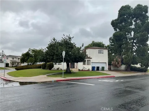 8855 Lilienthal Avenue, Los Angeles, CA MLS: SB25056399