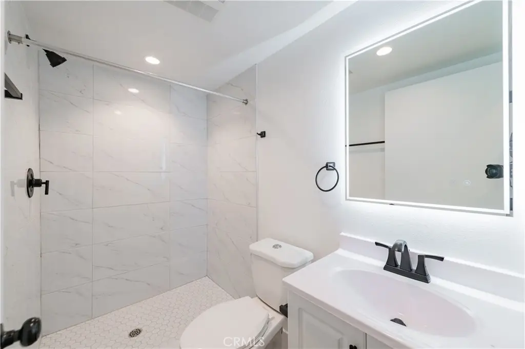 Additional image 15 of 5654 La Mirada Avenue, Los Angeles, CA 90038