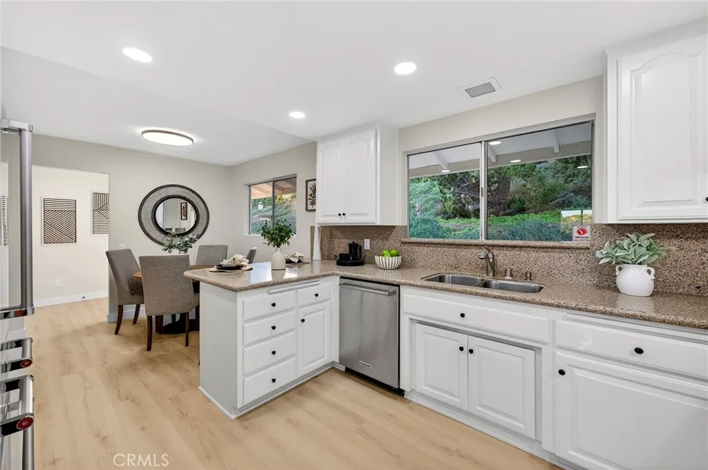 Additional image 24 of 358 Sunrise Circle, Vista, CA 92084