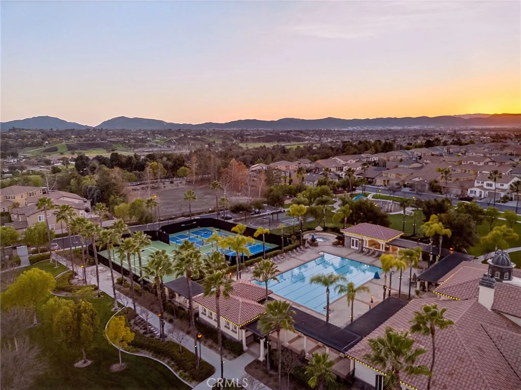 31280 Whistling Acres Dr, Temecula, CA 92591