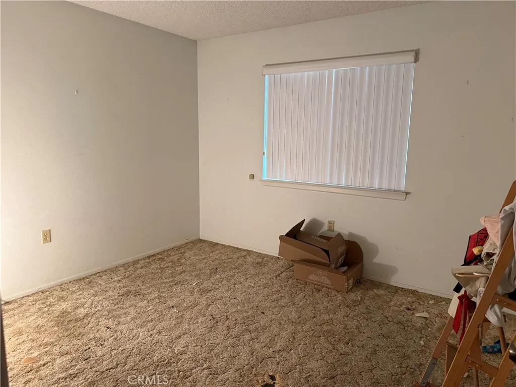 Additional image 18 of 16082 Dale Evans Parkway, Apple Valley, CA 92307