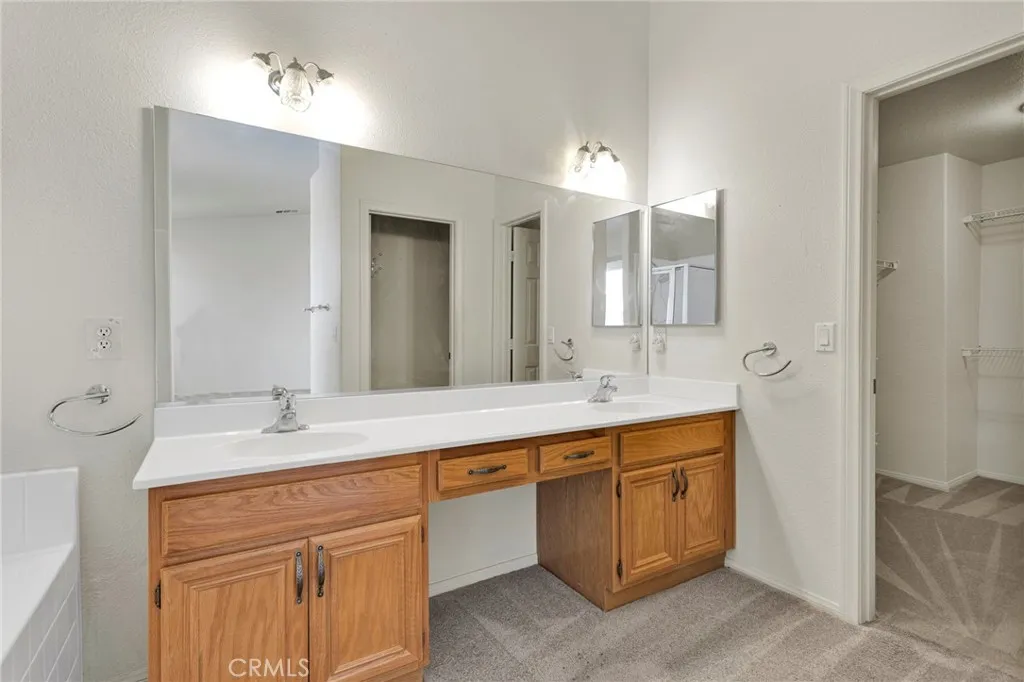Additional image 99 of 18766 Kitom Rd, Apple Valley, CA 92308