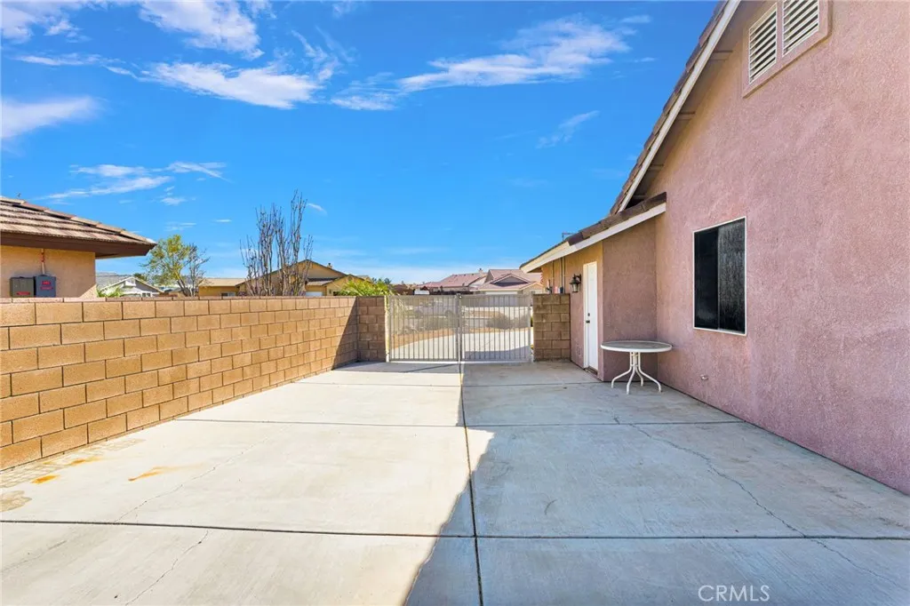 Additional image 108 of 18766 Kitom Rd, Apple Valley, CA 92308