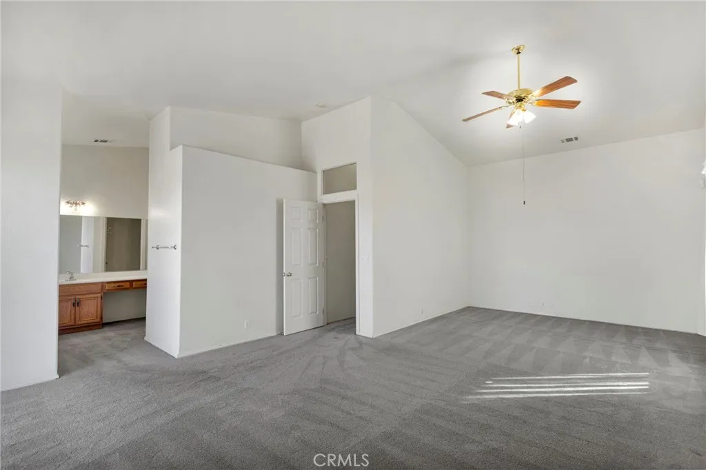 Additional image 93 of 18766 Kitom Rd, Apple Valley, CA 92308