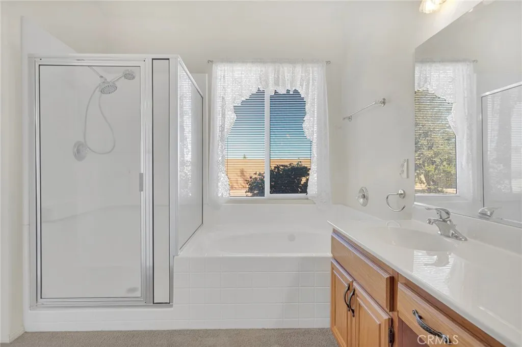 Additional image 100 of 18766 Kitom Rd, Apple Valley, CA 92308