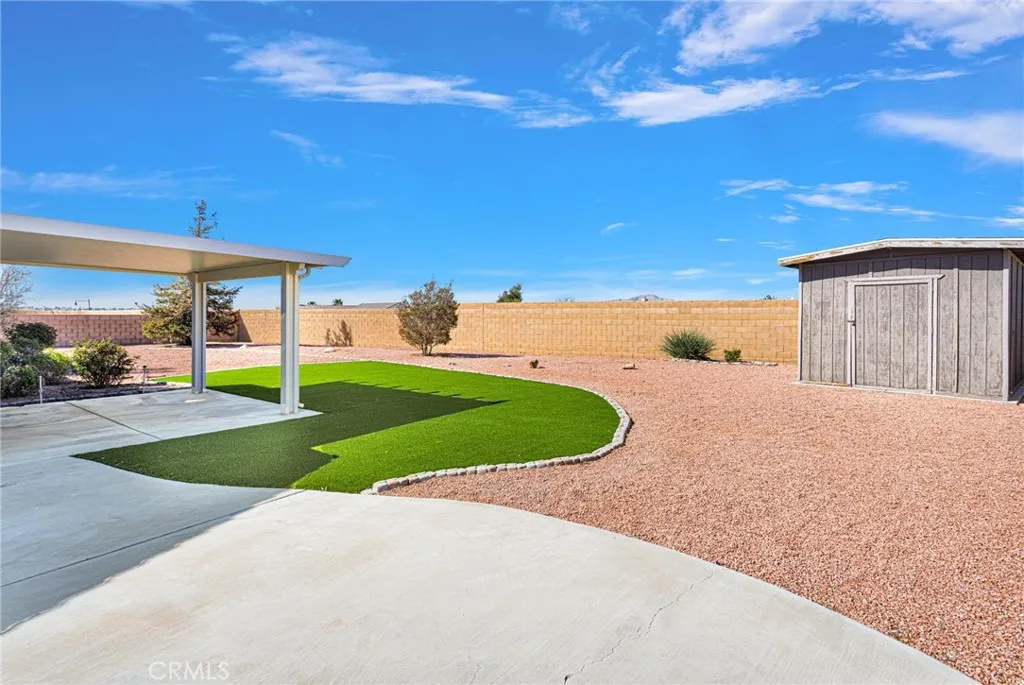 Additional image 107 of 18766 Kitom Rd, Apple Valley, CA 92308