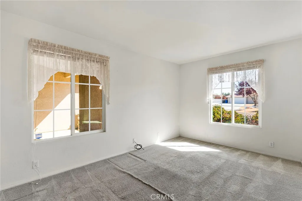 Additional image 89 of 18766 Kitom Rd, Apple Valley, CA 92308