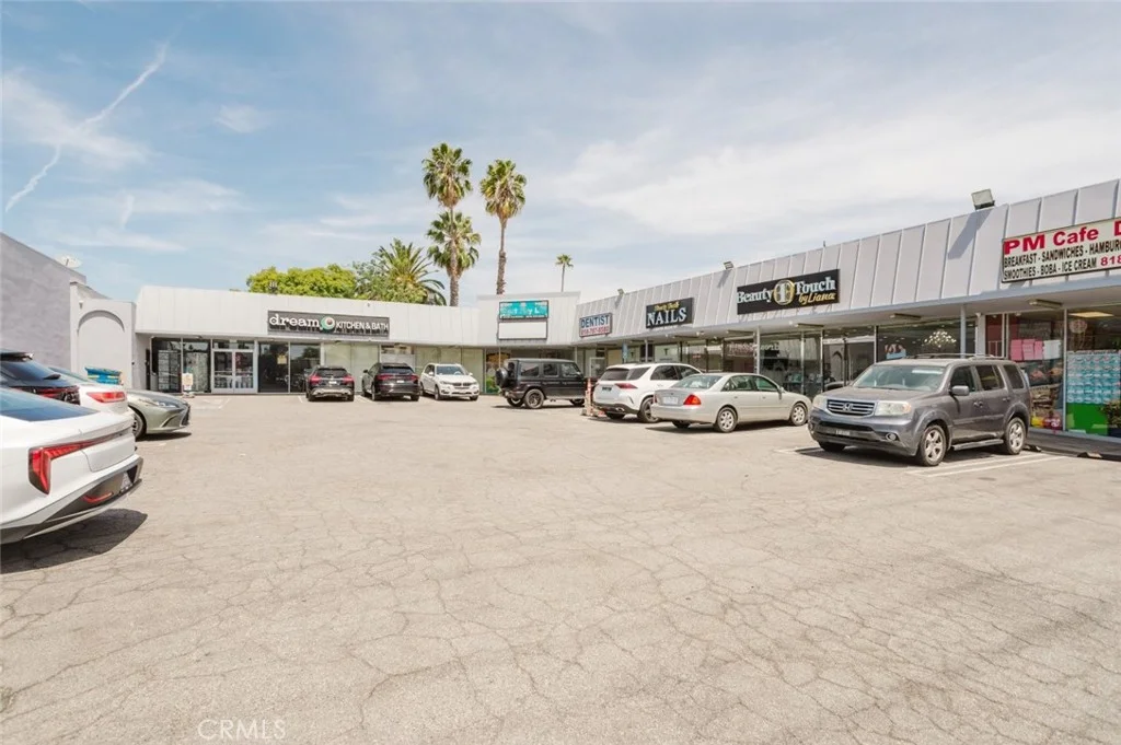 13645 Vanowen Street, Van Nuys, CA 91405