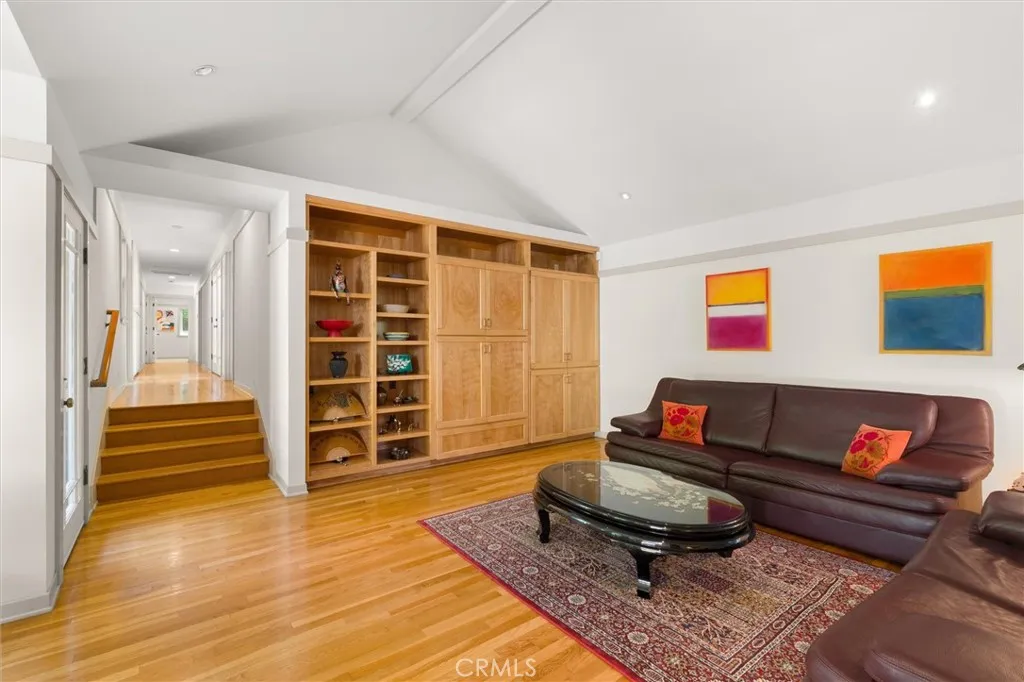 Additional image 53 of 632 S. Grand Avenue, Pasadena, CA 91105