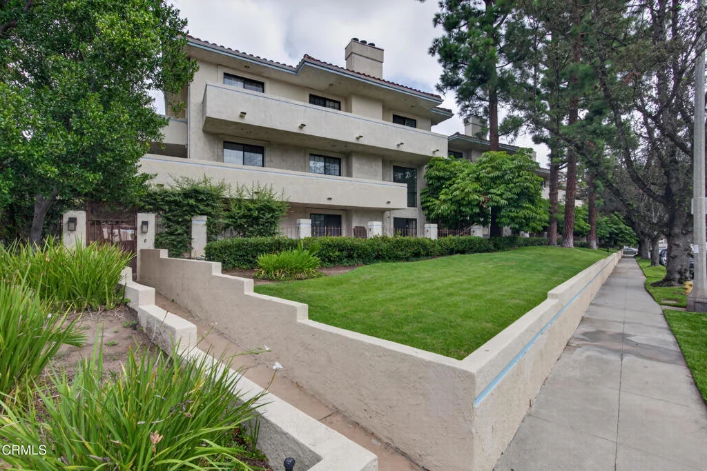 245 S Holliston Avenue Unit 309, Pasadena, CA 91106