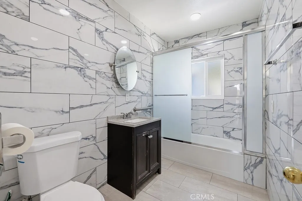 Additional image 13 of 557 W Oldfield Street, Lancaster, CA 93534