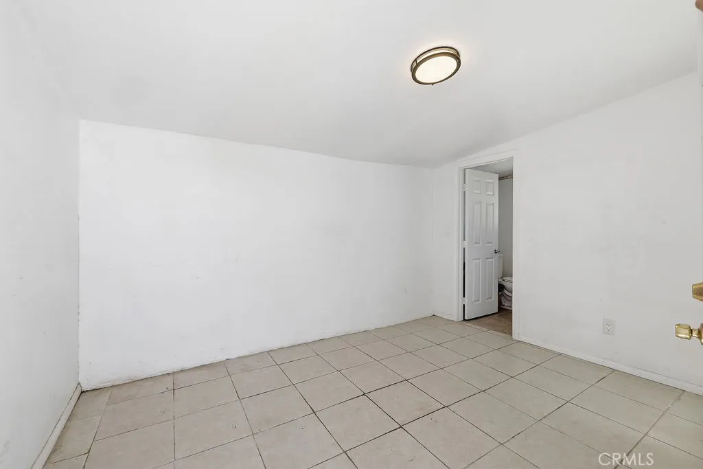 Additional image 20 of 557 W Oldfield Street, Lancaster, CA 93534
