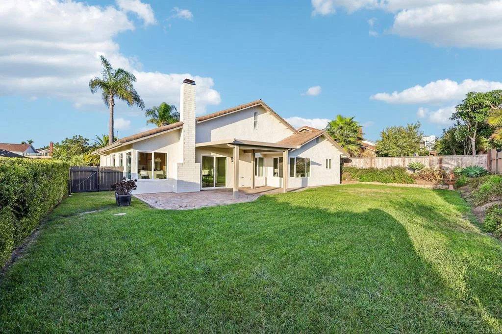 7221 Wisteria Way, Carlsbad, CA 92011