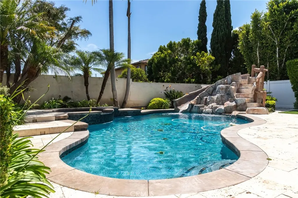 Additional image 76 of 1510 10th St, Manhattan Beach, CA 90266