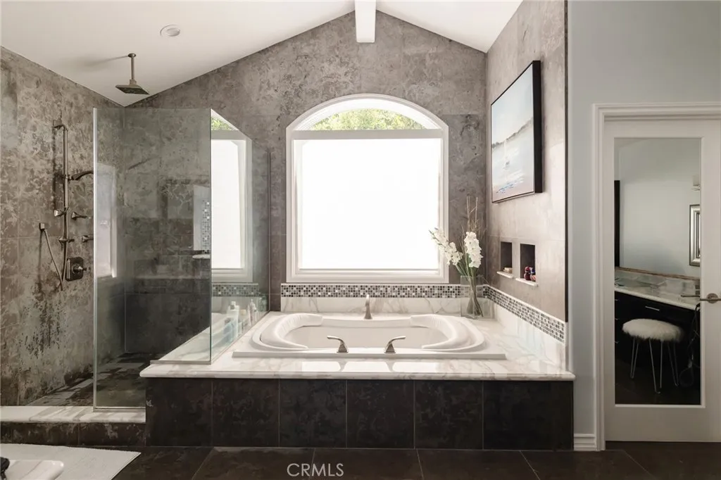 Additional image 44 of 1510 10th St, Manhattan Beach, CA 90266