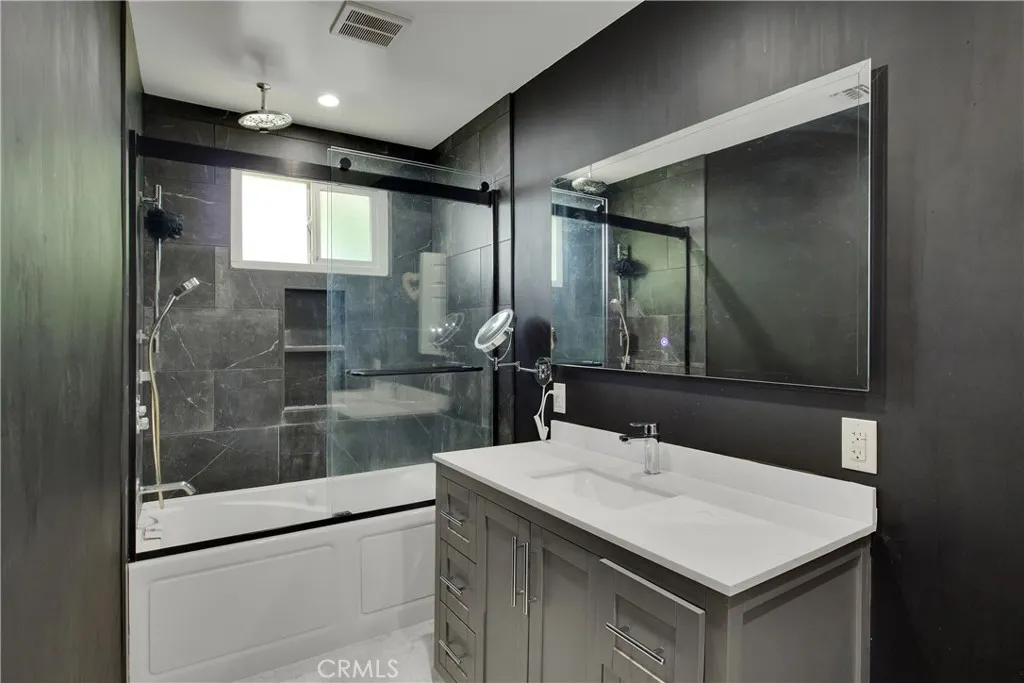 Additional image 26 of 25142 Walnut St., Newhall, CA 91321