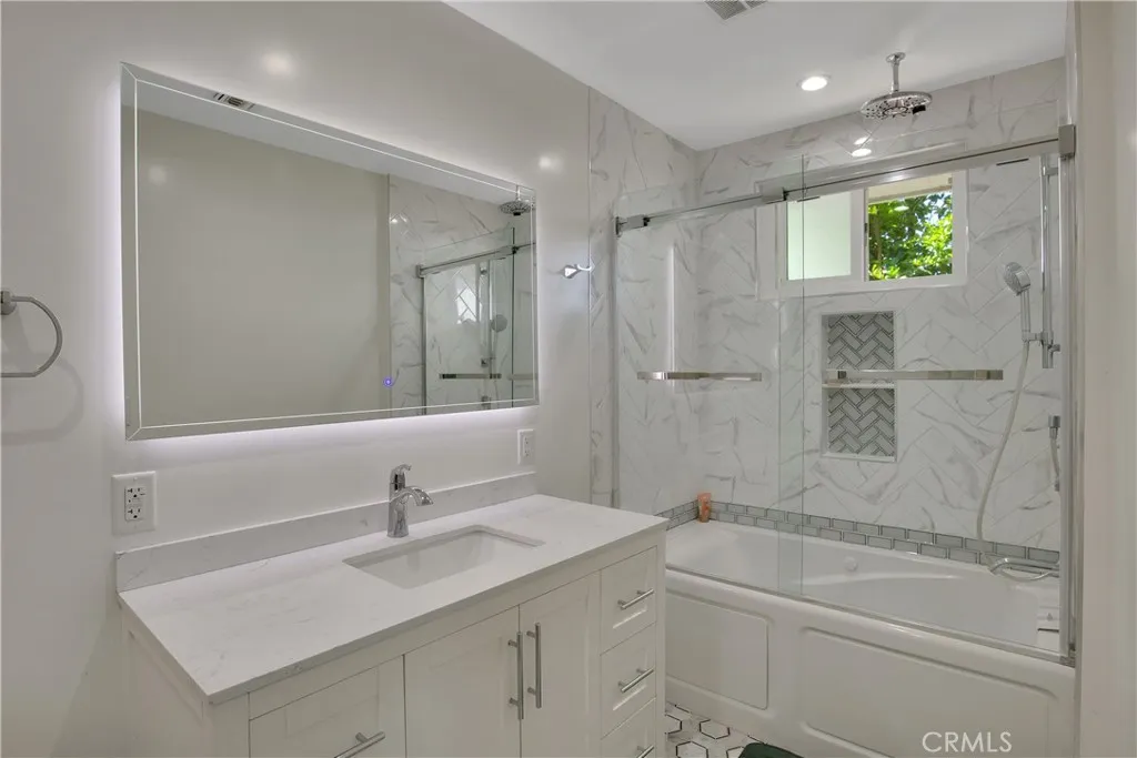 Additional image 25 of 25142 Walnut St., Newhall, CA 91321