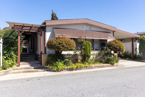 2601 E Victoria Street Unit 288, Compton, CA MLS: SB25069336