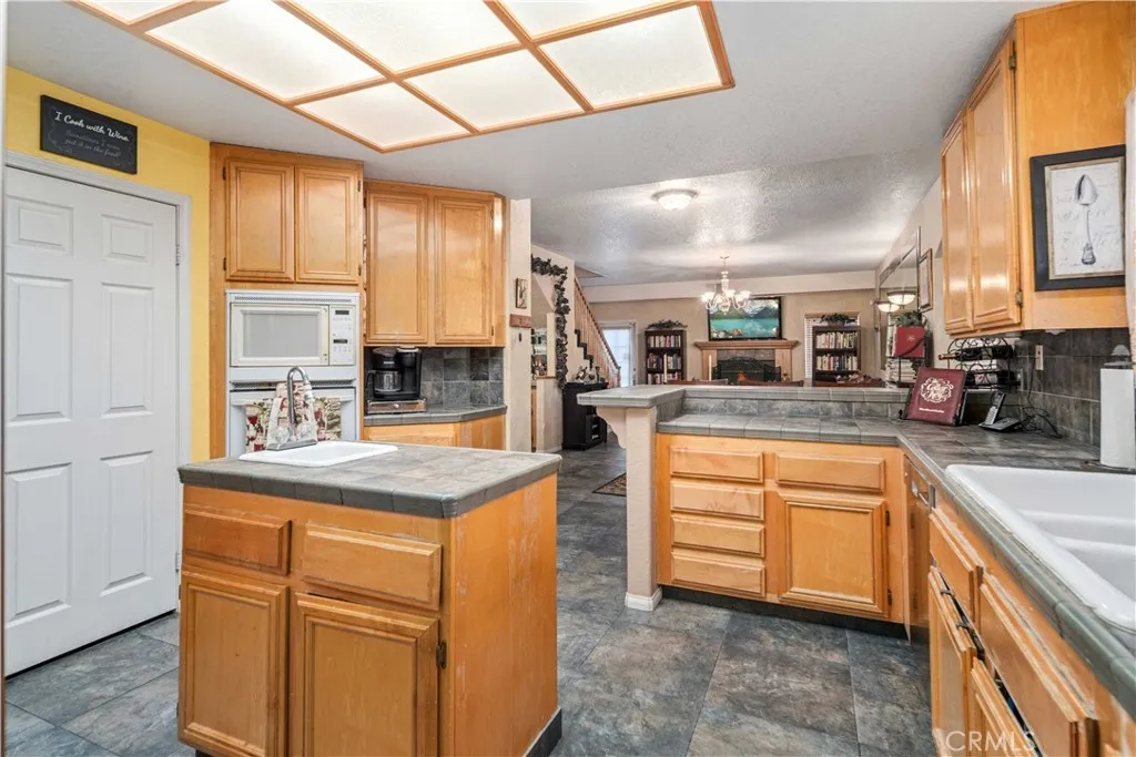 Additional image 88 of 4034 Via Constance, Lancaster, CA 93536