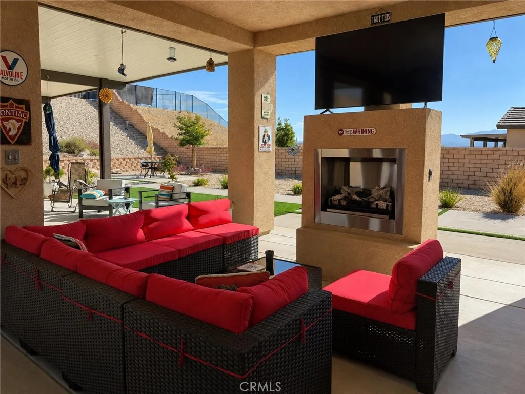 19409 Javelina Rd, Apple Valley, CA 92307