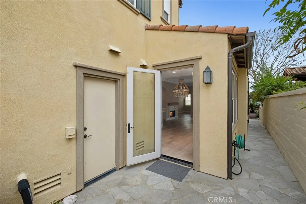 Additional image 25 of 85 Passage, Irvine, CA 92603