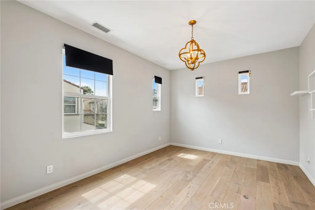 Additional image 48 of 85 Passage, Irvine, CA 92603