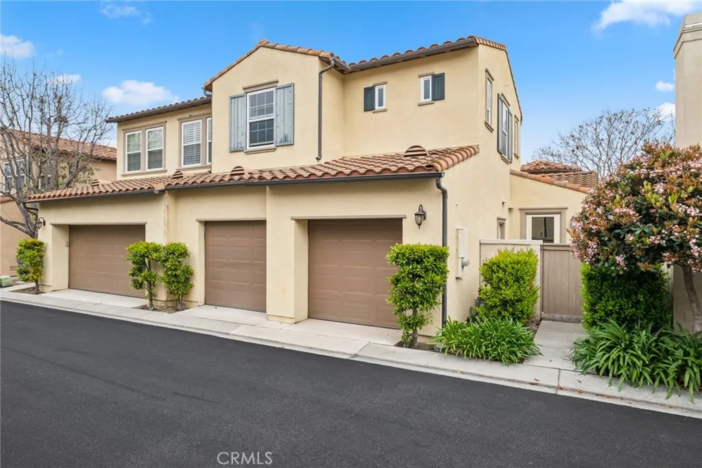 Additional image 58 of 85 Passage, Irvine, CA 92603
