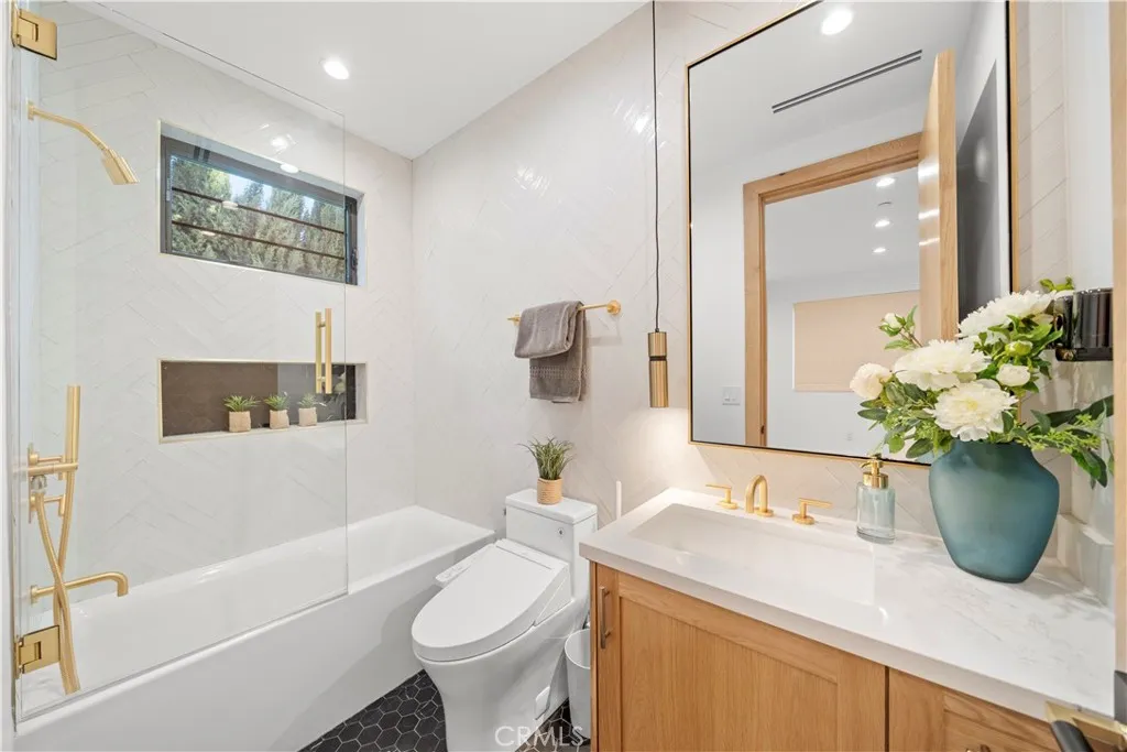 Additional image 96 of 4765 Lemona Avenue, Sherman Oaks, CA 91403