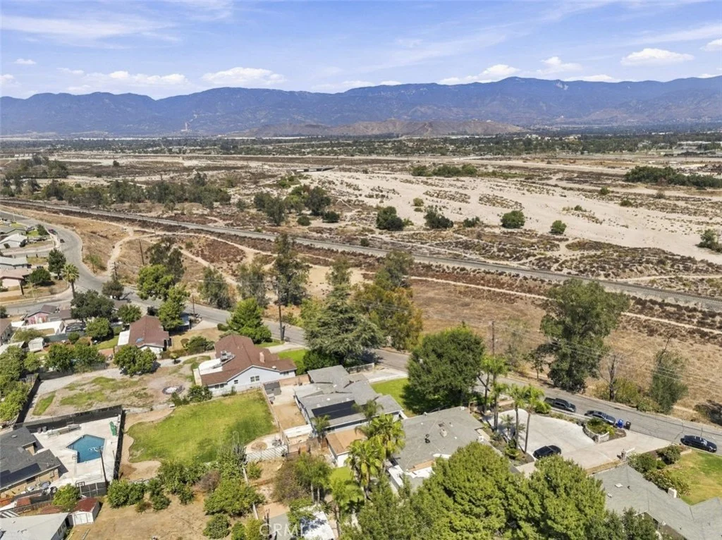 742 Terrace Rd, San Bernardino, CA 92410