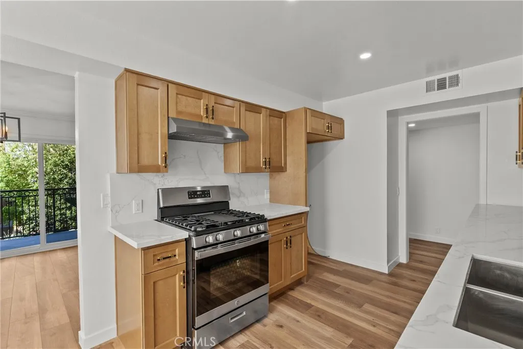 Additional image 18 of 1742 S Bentley Avenue Unit 201, Los Angeles, CA 90025